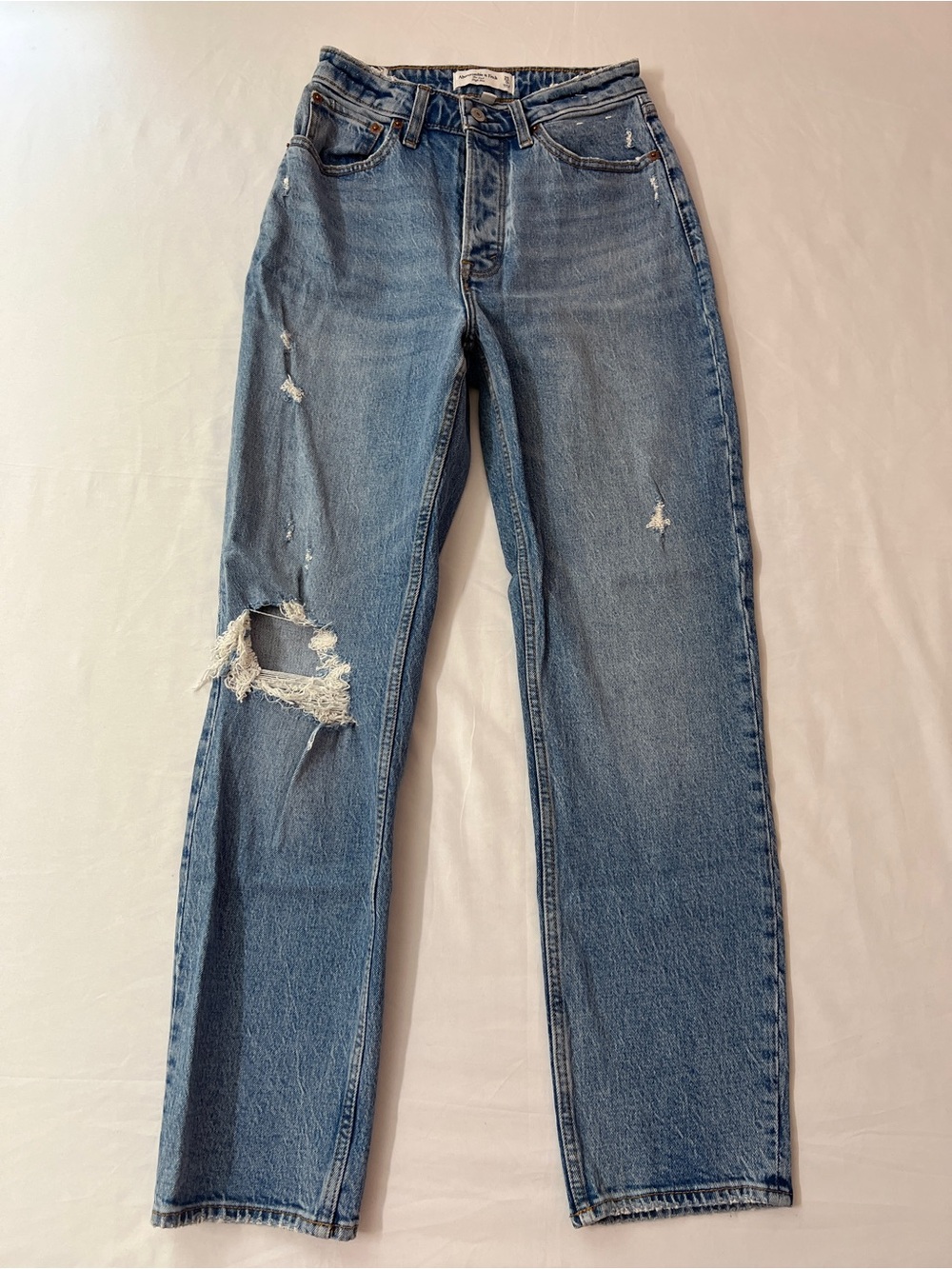 A&F Abercrombie and Fitch Dad Jeans